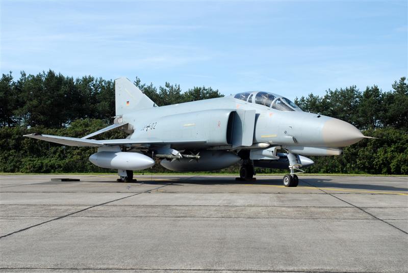 Standard scheme armed JG71 F-4F .jpg